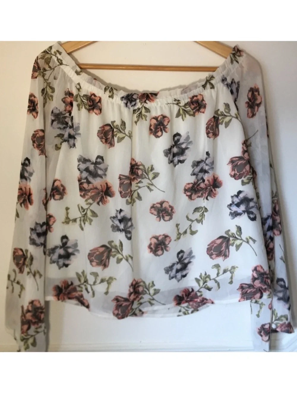 Love, Fire Floral Print off the Shoulder Crop Top lightweight Summer Ruffle